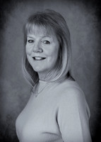Linda Green-02-B&W